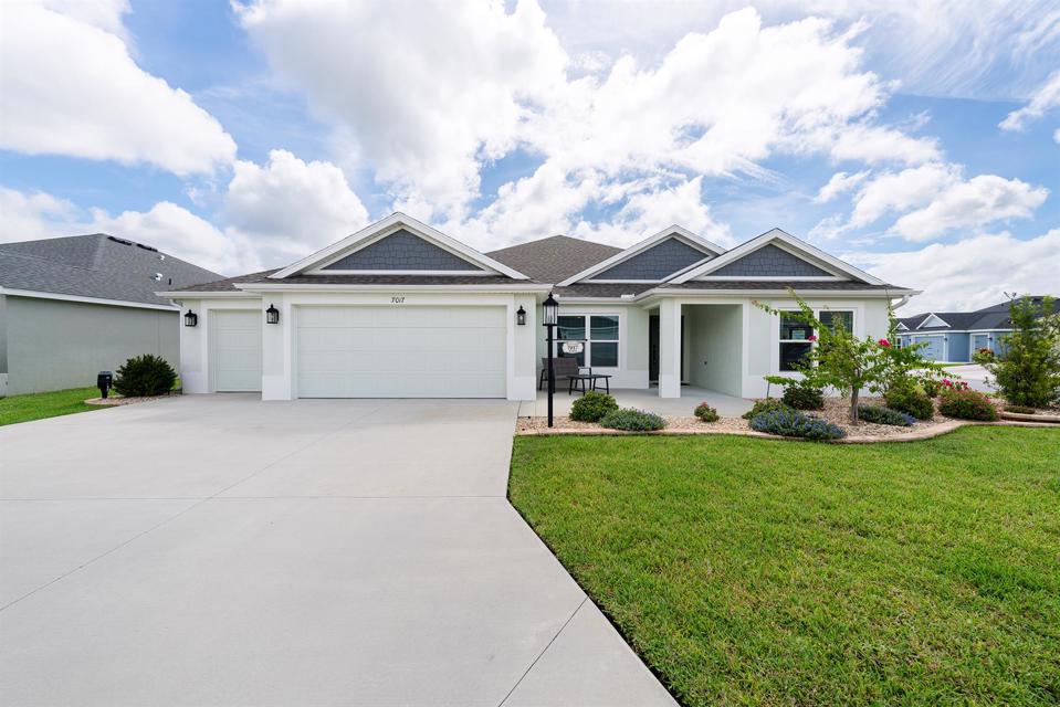 Cormorant 7017 DWIGHT DR, The Villages VNH 60V0102