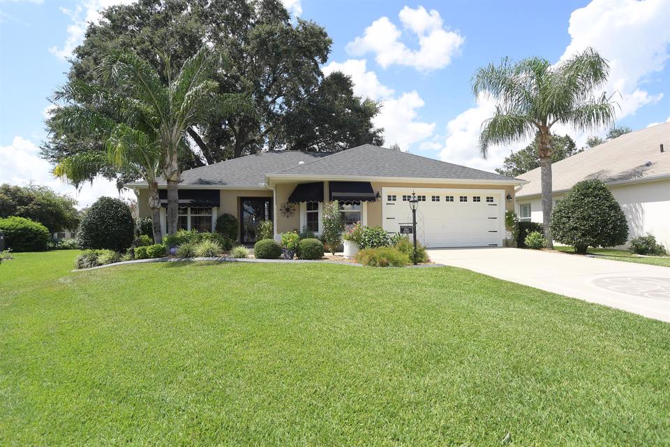 EXPLORE HOMES IN THE VILLAGES visual data 5